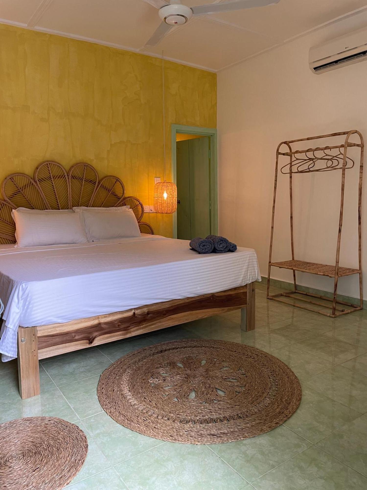 Hotel Banana Surf House Arugam Bay Zewnętrze zdjęcie